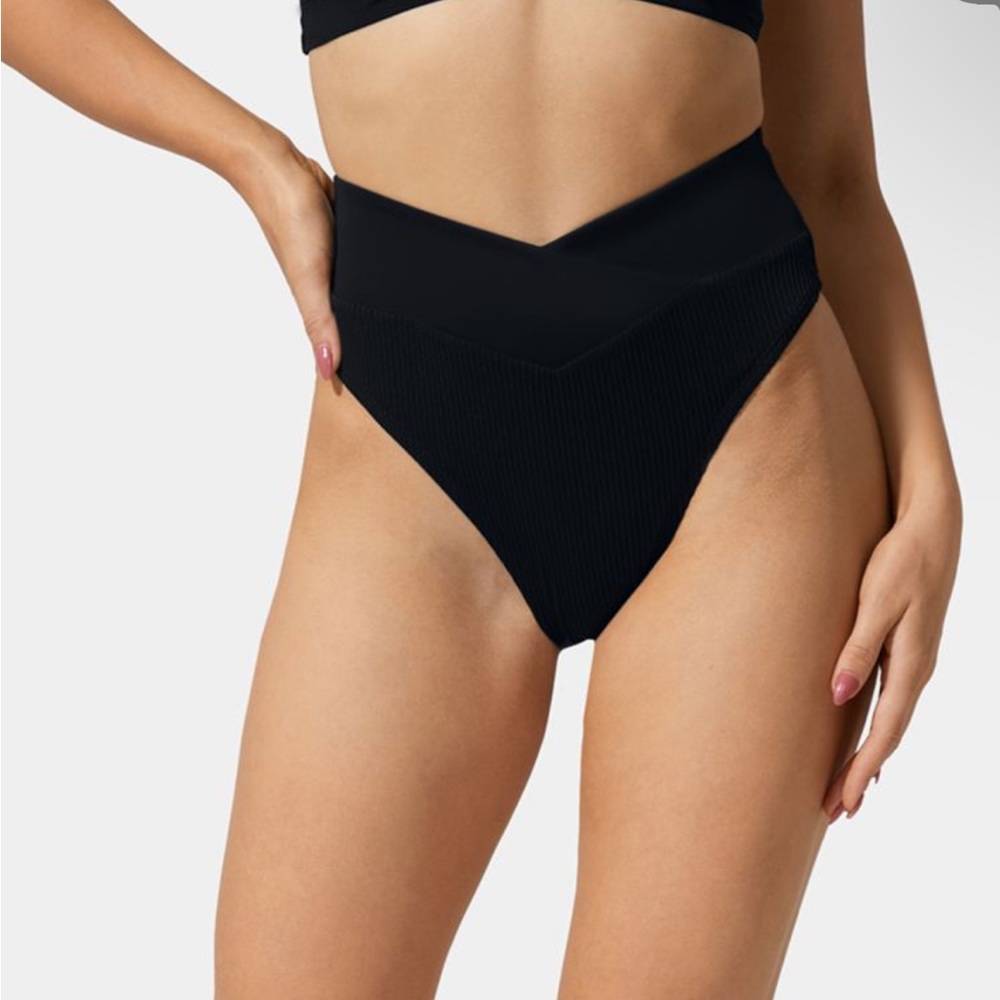 Halara Criss Cross High Waisted‎ Bikini Bottom, NWT